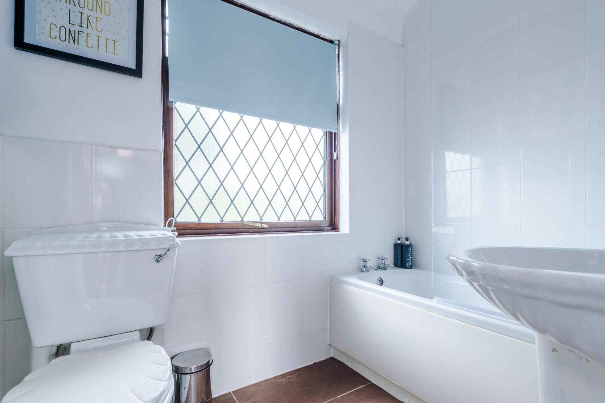 Cosy 2 Bedroom House-short Drive From Pleasure Blackpool
