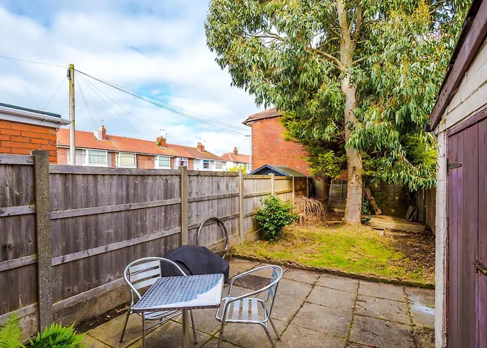 Cosy 2 Bedroom House-Short Drive From Blackpool Pleasure Beach
